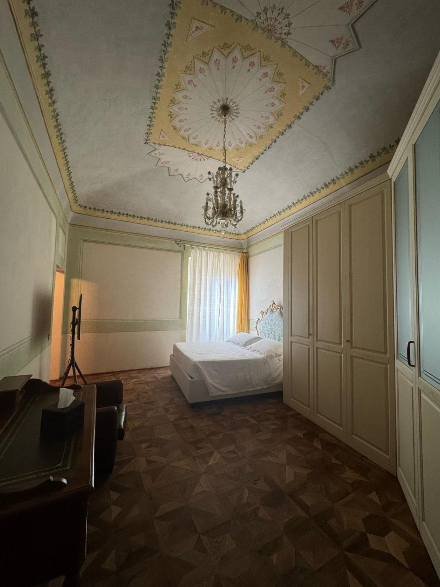 Urbino Apartments - Palazzo Paltroni Studio Luaran gambar