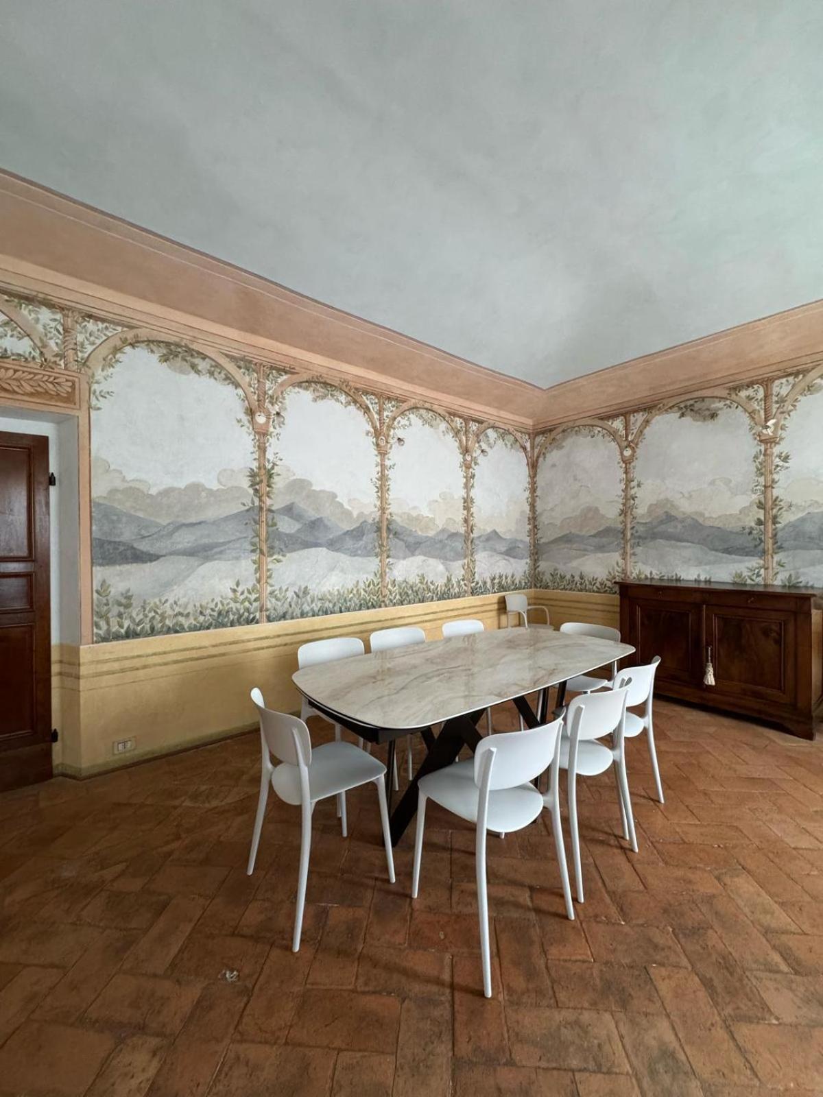 Urbino Apartments - Palazzo Paltroni Studio Luaran gambar